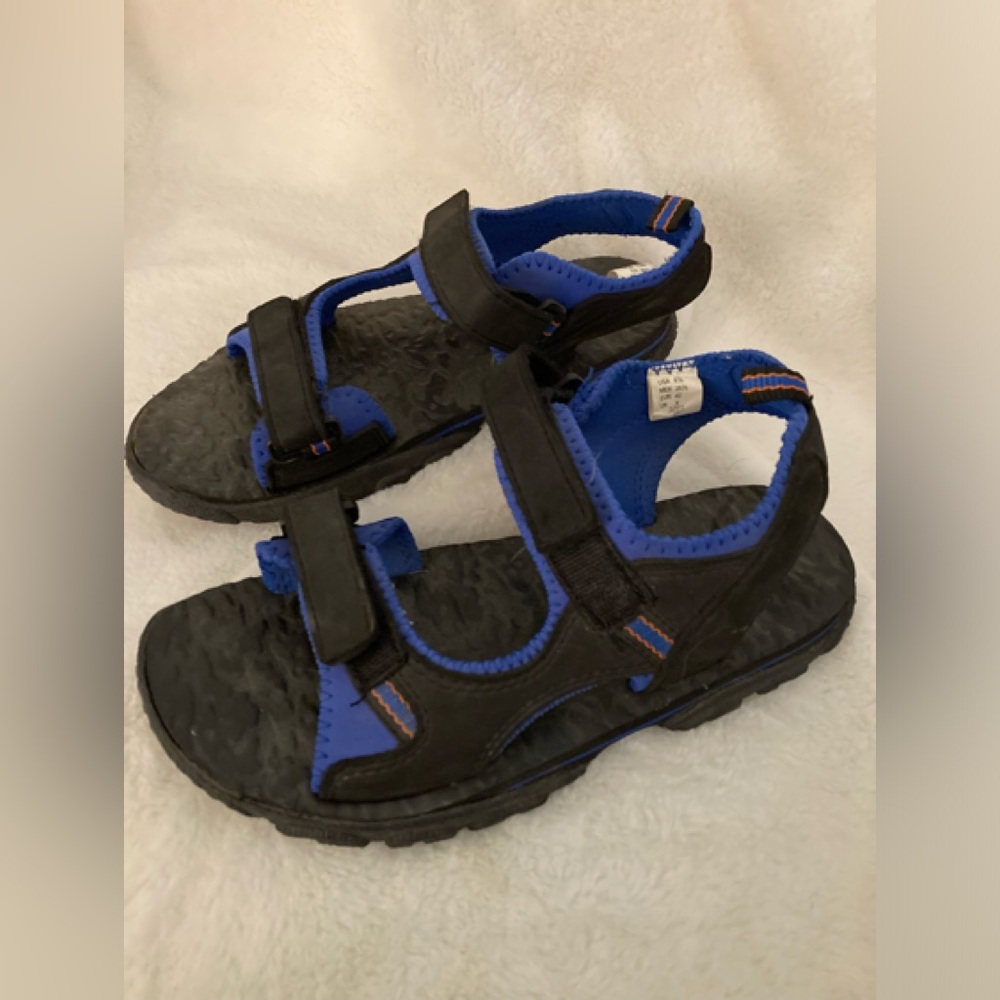 Men’s sandals